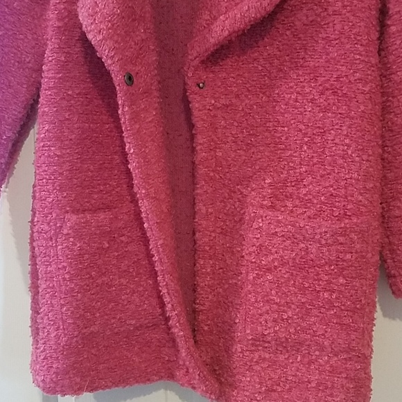 Chic pink boucle coat NWOT - Picture 3 of 4